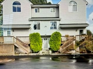 158 Seaside Ave #C, Stamford, CT 06902