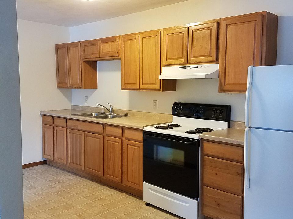 2nd image of 2521 Minnesota Ave NW APT 4