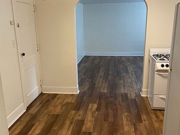 5th image of 1702 Hague Ave #5