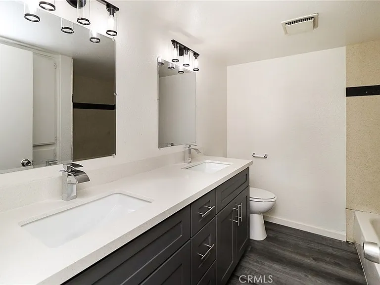 3224 N Frazier St #A — Photo 14