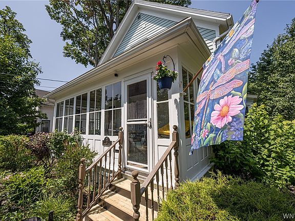 5th image of 27 Linwood Ave