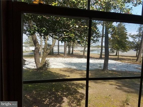 4th image of 35670 Boat House Ln