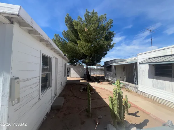 3125 N Iroquois Ave, Tucson, AZ 85705
