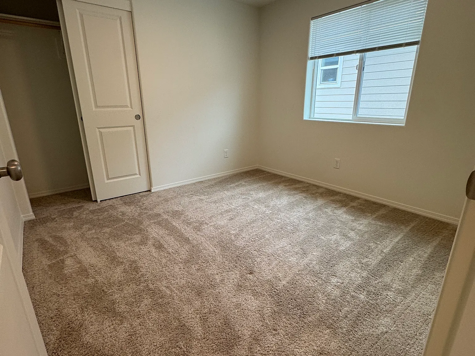 3 bed, 2.5 bath, 1568 sqft, $2,450 — Photo 3