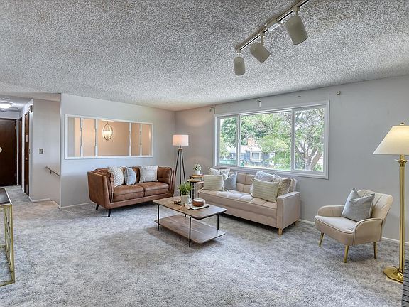 4th image of 3107 N Lily Rd