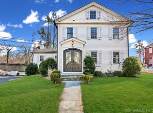 411 Westway Rd, Southport, CT 06890