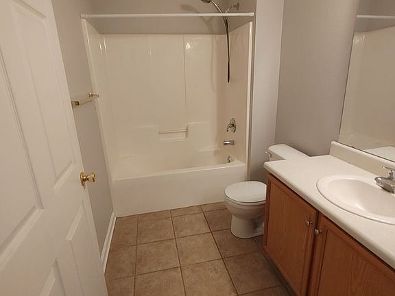 3rd image of 2738 W Tharpe St APT 2206