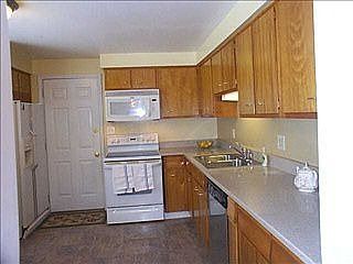 5th image of 74 Ramblewood Dr