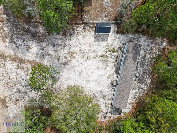 3rd image of 121 Kiowa Dr N