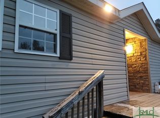 516 Chevis Rd, Savannah, GA 31419