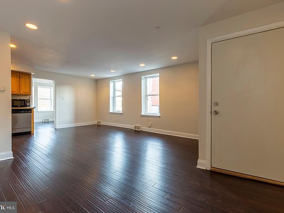 2nd image of 1600 Frankford Ave APT 2
