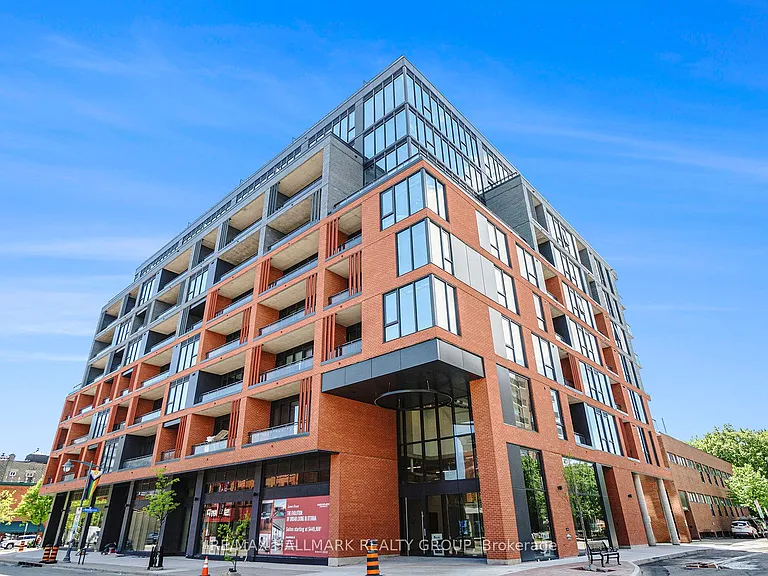 10 James St #11 — Photo 1