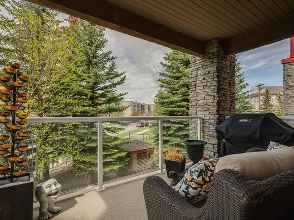 2205 E Lake Fraser Grn SE, Calgary, AB T2J 7H8