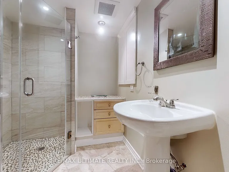 3081 Olympus Mews — Photo 36