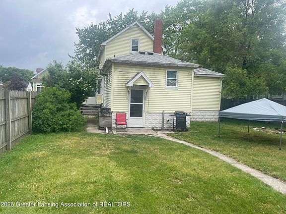 4th image of 711 Taylor St