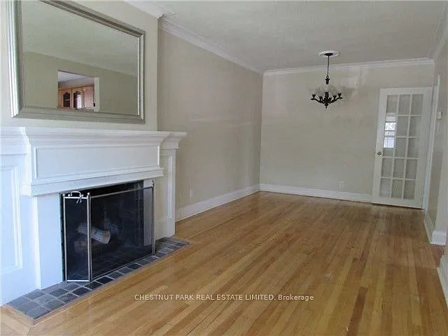 143 Glenvale Blvd — Photo 2
