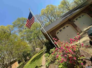 2008 Oakleaf Ln NE, Arab, AL 35016