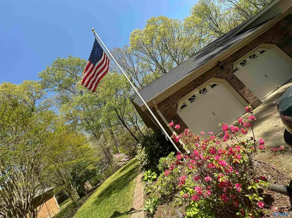 2008 Oakleaf Ln NE, Arab, AL 35016