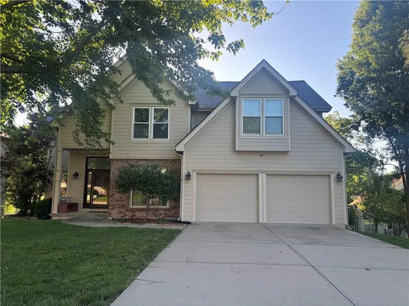 7801 N Revere Dr, Kansas City, MO 64151