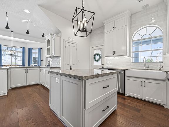 5th image of 1635 Futurity Ln