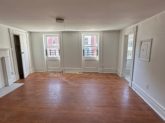 2nd image of 282 Grand St Floor 2