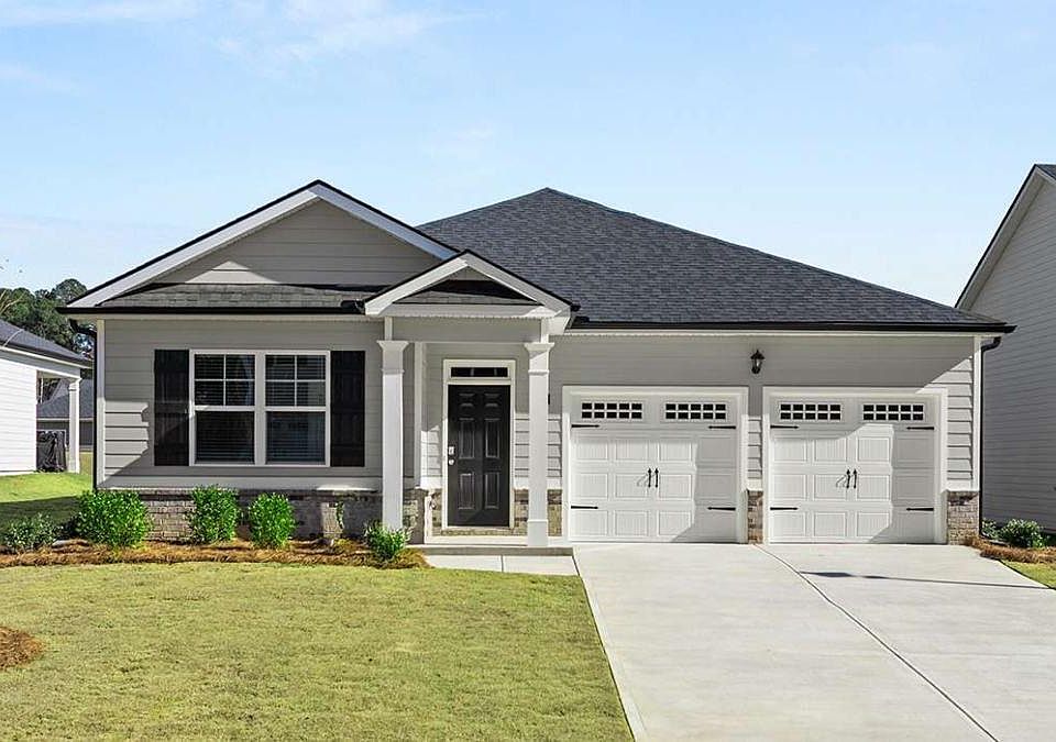 1st image of 306 Friendship Oak Way