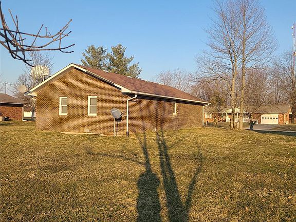3rd image of 123 Cori Ln