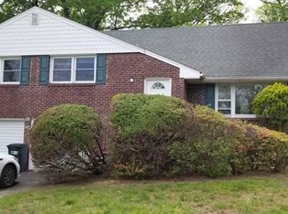 145 Orangeburgh Rd, Old Tappan, NJ 07675