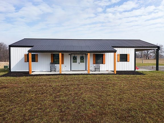 3rd image of 564 Stave Mill Rd