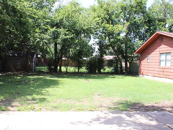 4th image of 4006 Warrington Dr