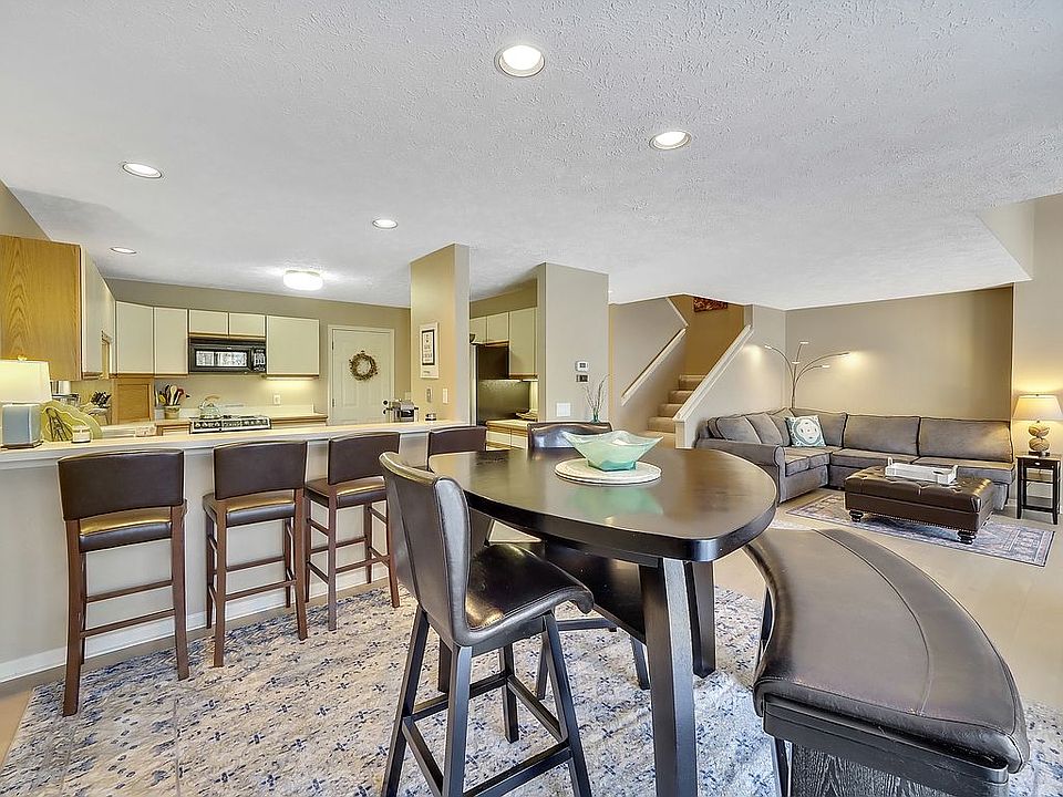 500 Westridge Dr APT 24, Harbor Springs, MI 49740 Zillow