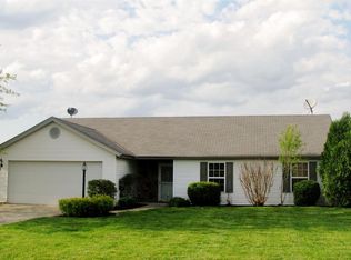 1210 Huckleberry Ln, Rising Sun, IN 47040