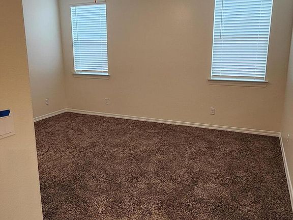 5th image of 12882 Carefree Ave