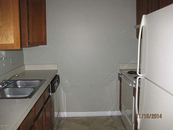 3rd image of 1337 Jefferson Ave APT A