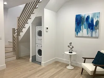 Rented by DK Real Estate Group