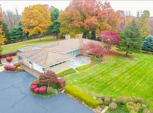 244 Oakville Rd, Beaver Falls, PA 15010