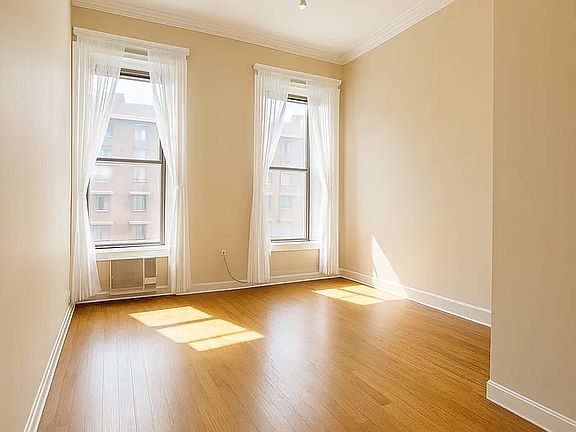 3rd image of 325 Nostrand Ave #3