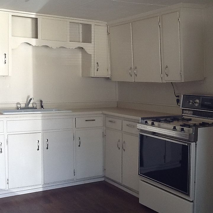 1st image of 731 E Albany Ave