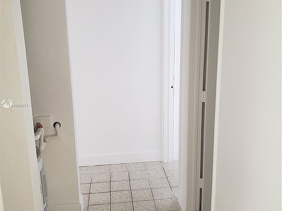 5th image of 11905 NE 2nd Ave #C114