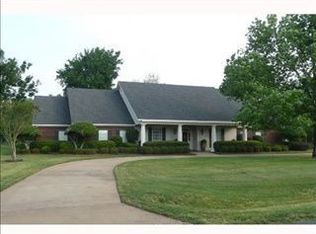 115 Lakewood Pt, Bossier City, LA 71111