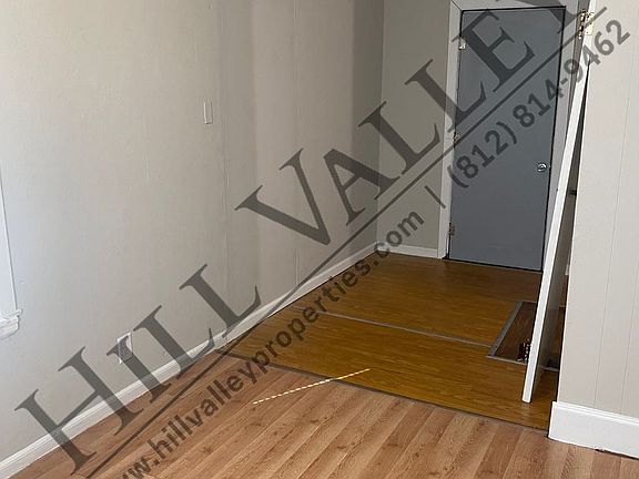 3rd image of 5665 W Illiana Dr W #9