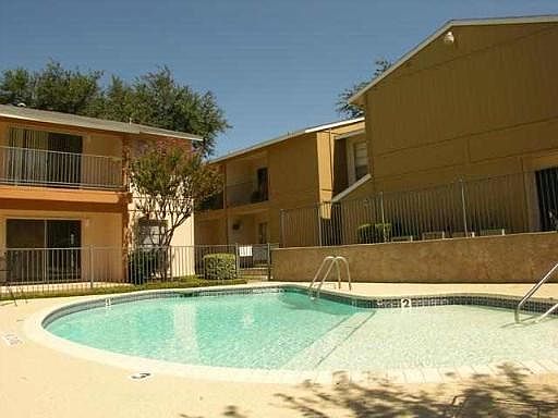 2nd image of 100 LORENZ ROAD #508