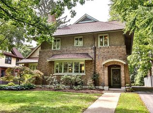 125 Douglas Rd, Rochester, NY 14610