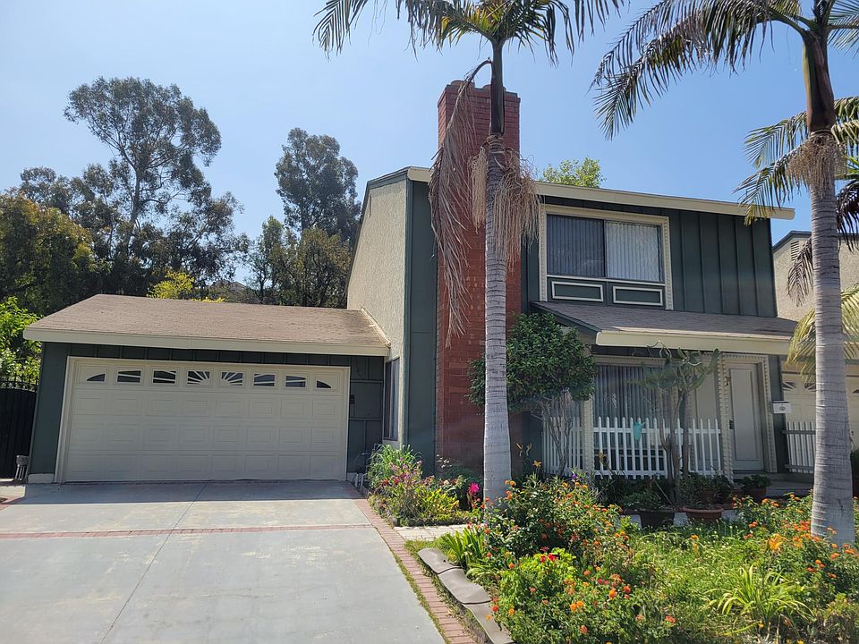 1st image of 2654 Greenleaf Dr