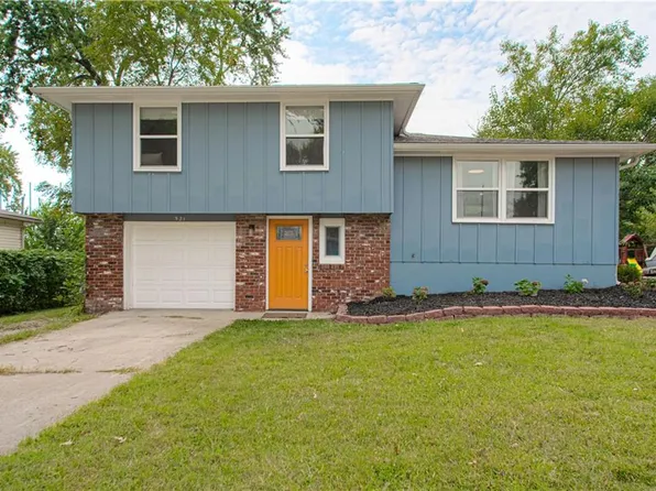 521 NW 88th Ter, Kansas City, MO 64155