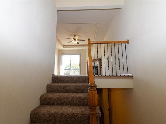 5th image of 1213 NW Ashley Ln