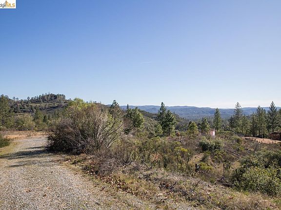 5th image of 7329 Eagle View Dr