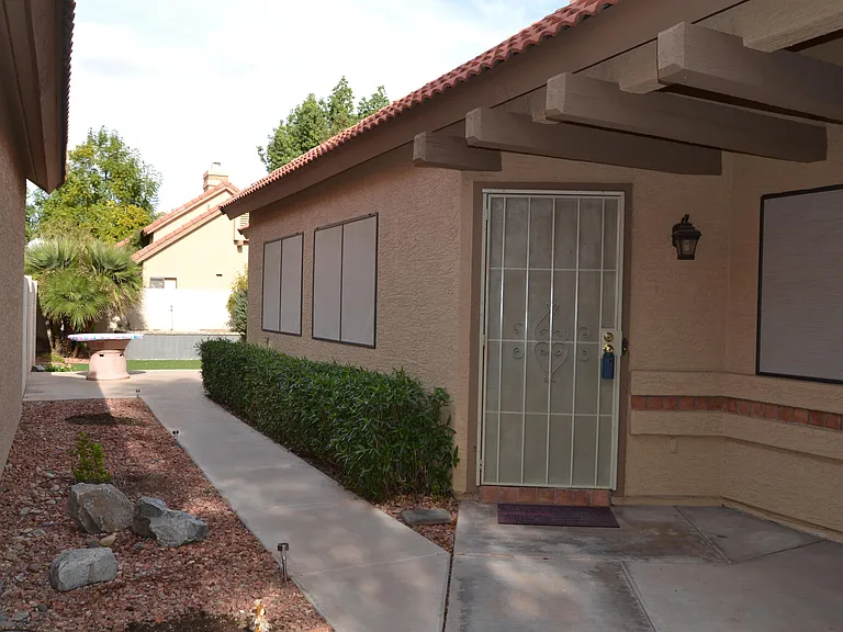 4648 W Harrison St — Photo 3