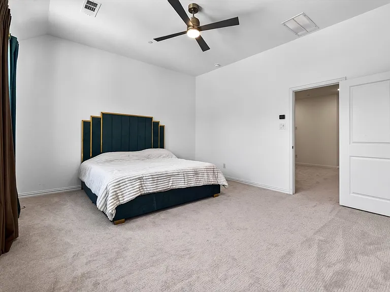 8900 Magnet Dr — Photo 18