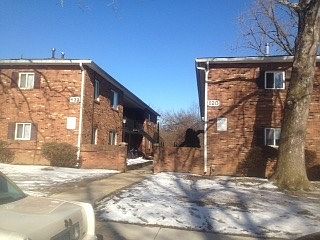 1st image of 622 Riverview Dr APT 3